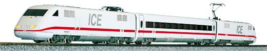 ICE high speed train in actual coloring<br /><a href='images/pictures/Tillig/01352.jpg' target='_blank'>Full size image</a>